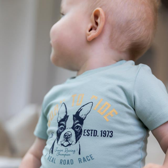 Dirkje T-Shirt mit Hundeprint-Mokkini Kindermode