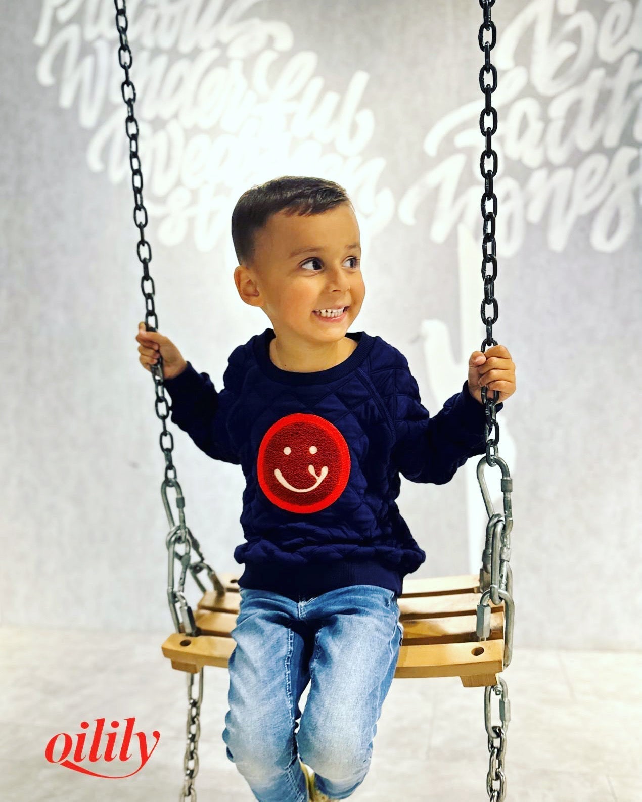 Oilily Sweatshirt Junge mit 3D Patch-Mokkini Kindermode